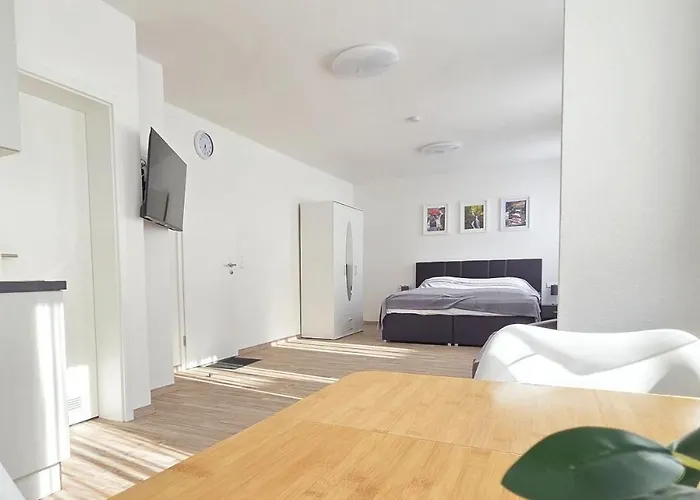 H-apartment 3 טריברג